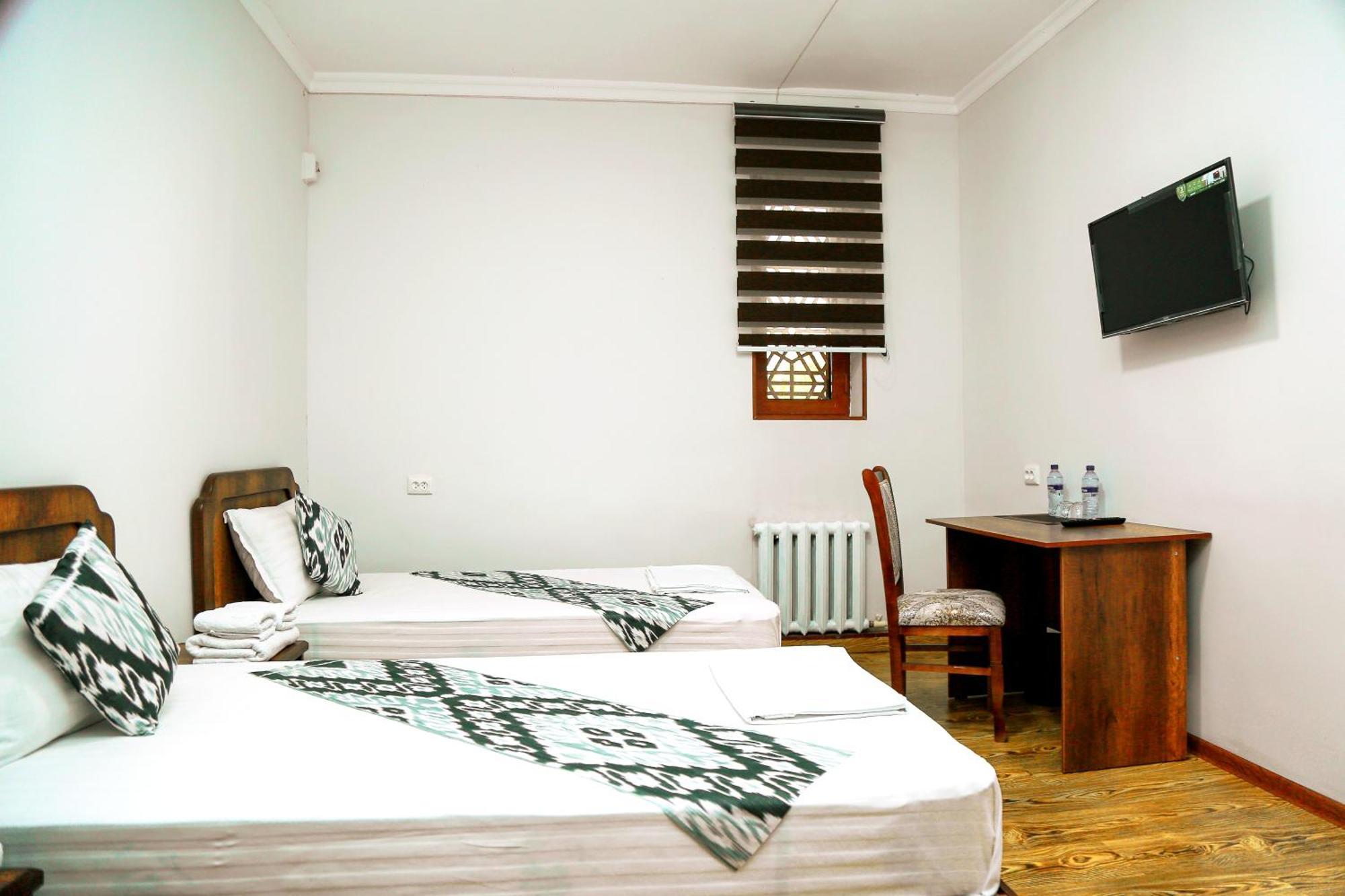 Hotel Mir Адрес Abu Ali Ibn Sino 4A Бухара Екстериор снимка