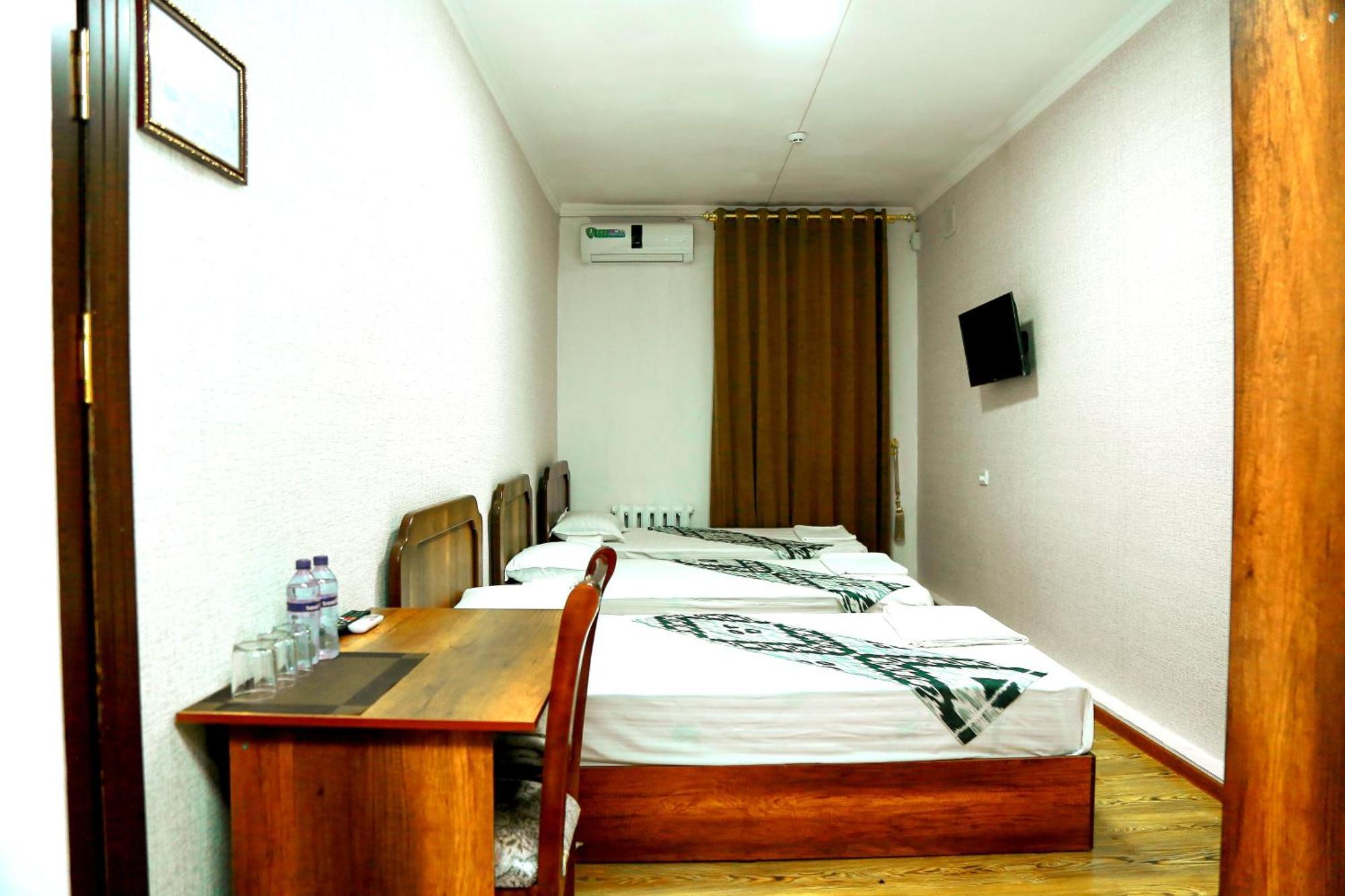 Hotel Mir Адрес Abu Ali Ibn Sino 4A Бухара Екстериор снимка