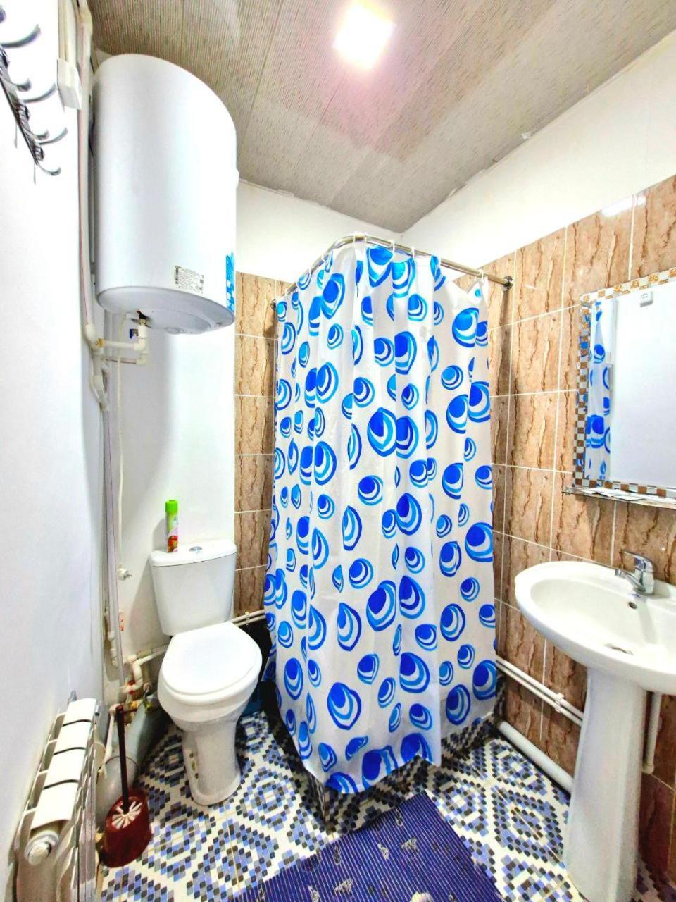Hotel Mir Адрес Abu Ali Ibn Sino 4A Бухара Екстериор снимка