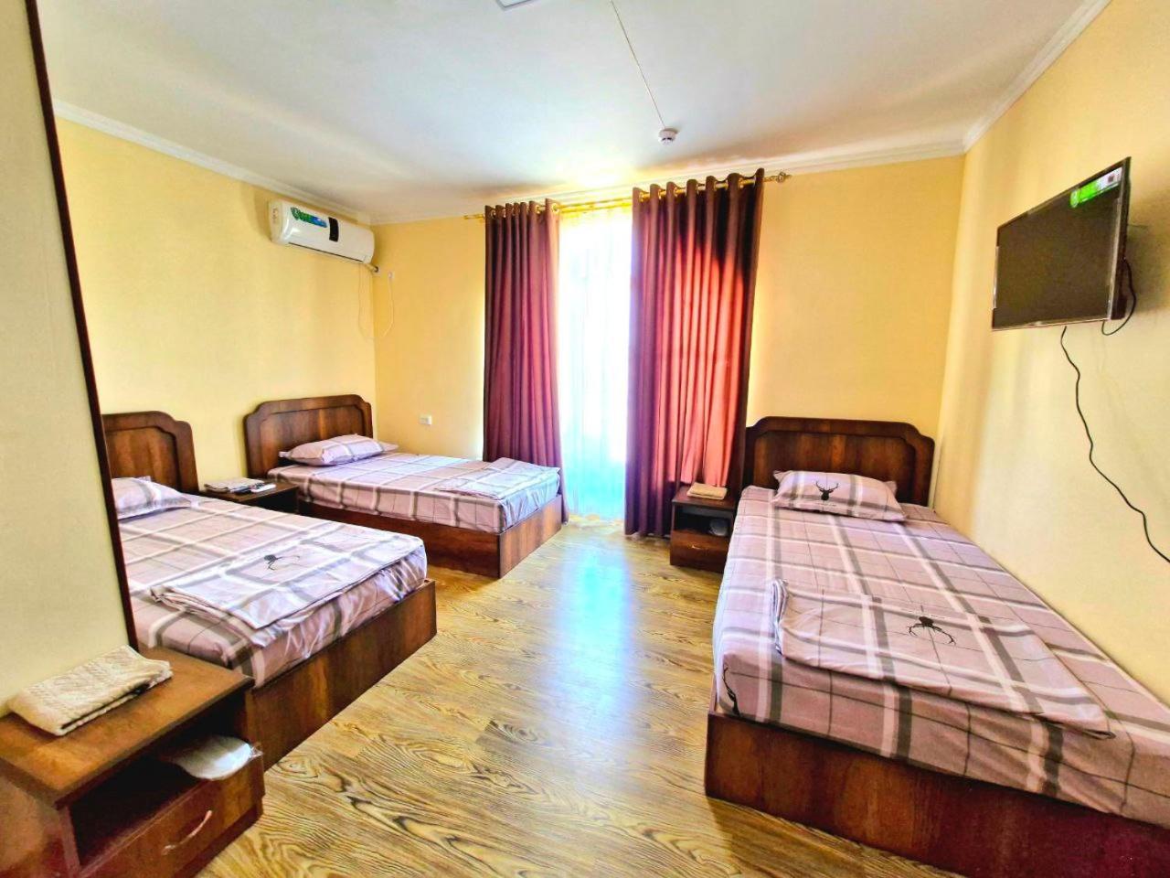 Hotel Mir Адрес Abu Ali Ibn Sino 4A Бухара Екстериор снимка